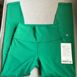 Lululemon NWT Wunder Train Leggings